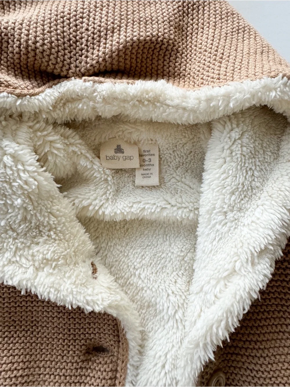 GAP soft tan